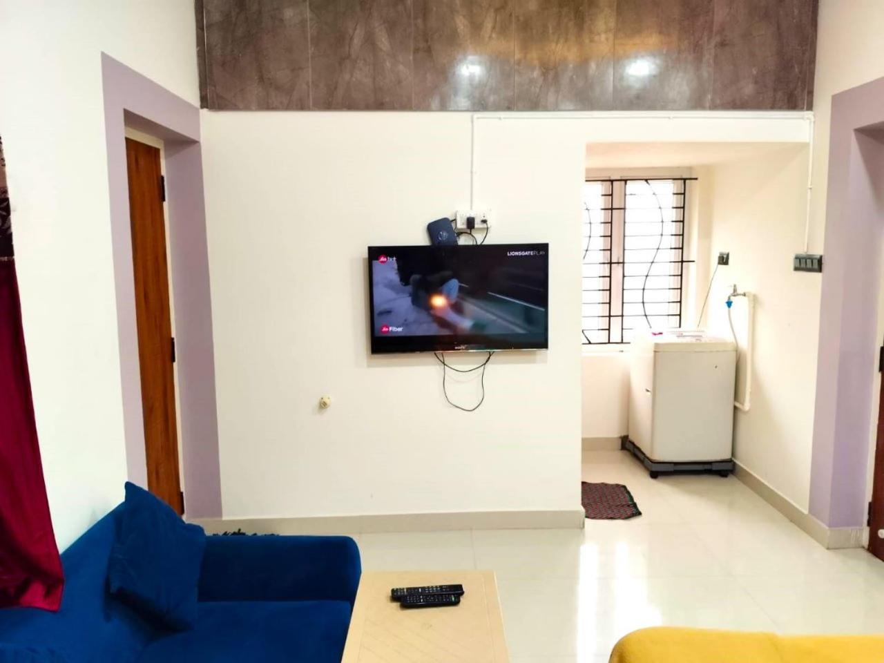 Asshappystayinn Hotel Tiruchirappalli Esterno foto