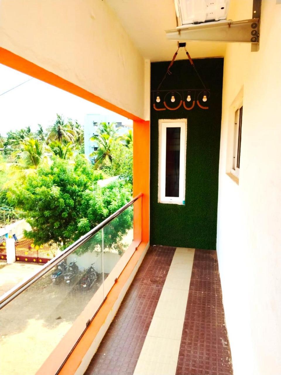 Asshappystayinn Hotel Tiruchirappalli Esterno foto