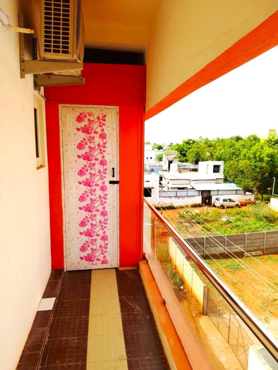 Asshappystayinn Hotel Tiruchirappalli Esterno foto