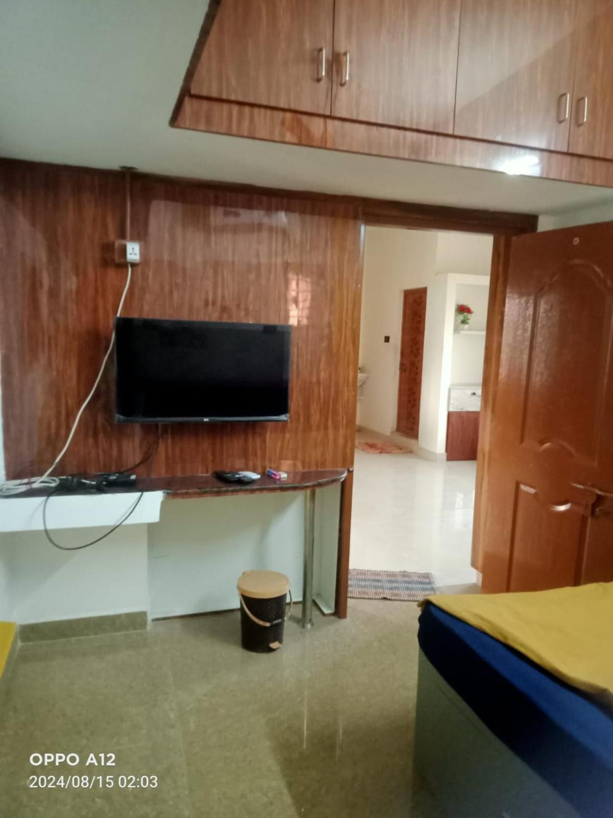 Asshappystayinn Hotel Tiruchirappalli Esterno foto